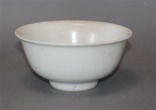 A Chinese white glazed porcelain bowl, late Ming dynasty diameter 14cm